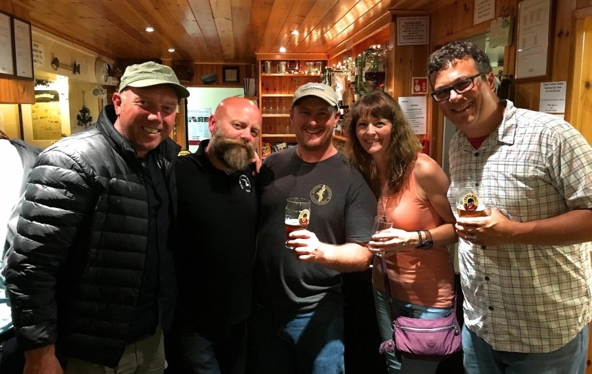 Meeting up with friends old and new in the Crown & Anchor pub Migfest 2018